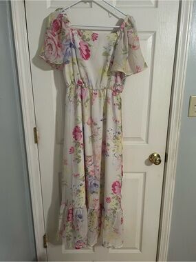 Floral Off-Shoulder Maxi Dress in Cream and Pink